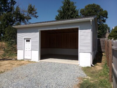 20x23.5 Vinyl Two Car Garage